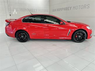 2016 Holden Commodore - Thumbnail