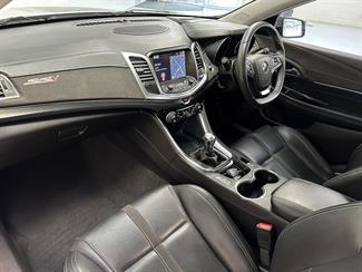 2017 Holden Commodore - Thumbnail