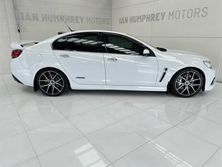 2014 Holden Commodore - Thumbnail