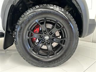 2020 Holden HSV - Thumbnail