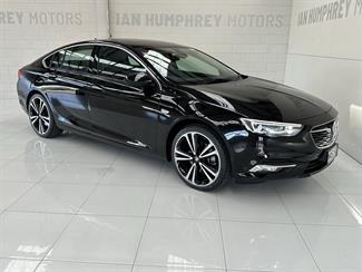 2019 Holden Commodore - Thumbnail