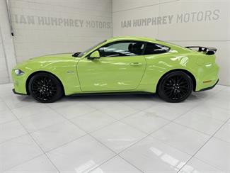 2020 Ford Mustang - Thumbnail