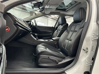 2016 Holden Commodore - Thumbnail