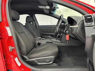 2010 Holden Commodore - Thumbnail