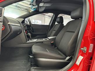 2010 Holden Commodore - Thumbnail