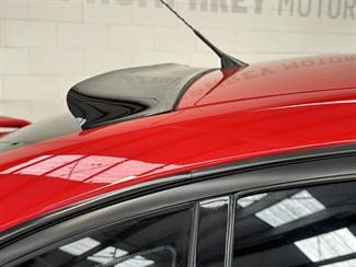 2010 Holden Commodore - Thumbnail