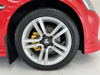 2010 Holden Commodore - Thumbnail
