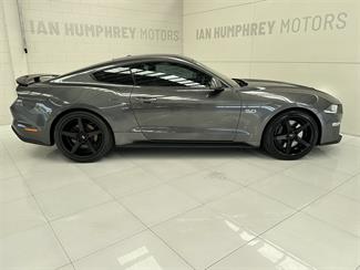 2019 Ford Mustang - Thumbnail