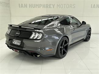 2019 Ford Mustang - Thumbnail