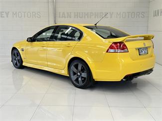 2012 Holden Commodore - Thumbnail
