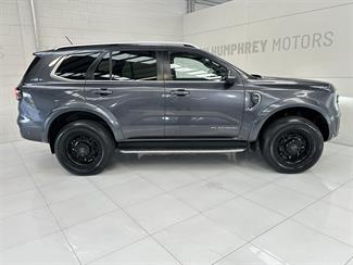 2023 Ford Everest - Thumbnail