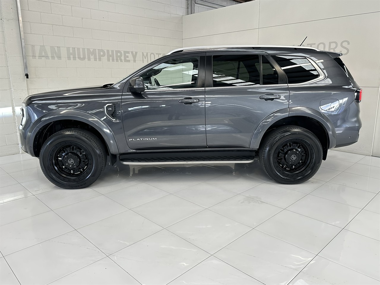 2023 Ford Everest