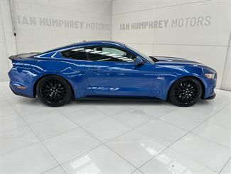2017 Ford Mustang - Thumbnail