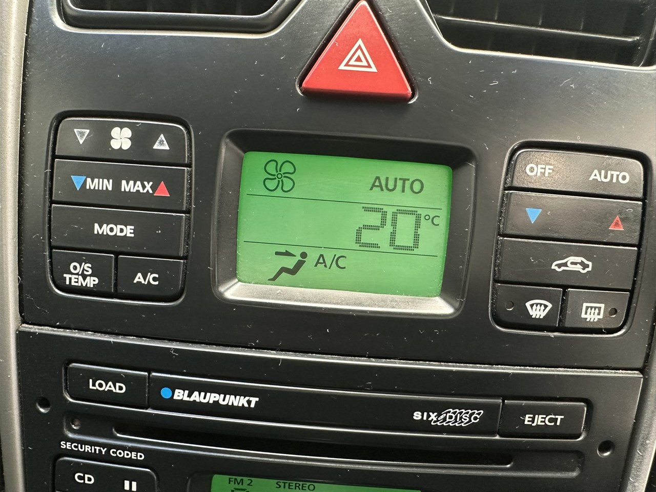 2005 Holden Commodore