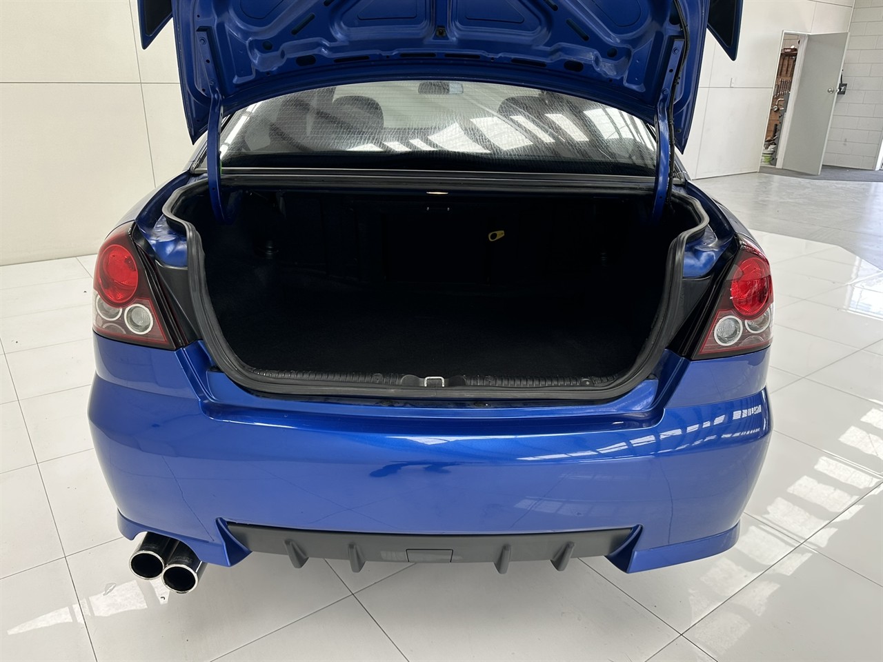 2005 Holden Commodore