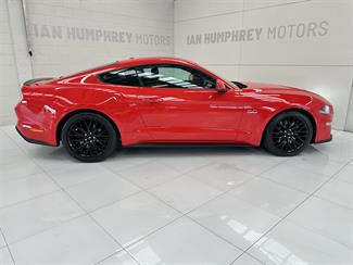 2020 Ford Mustang - Thumbnail
