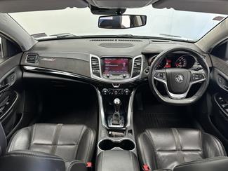 2017 Holden Commodore - Thumbnail