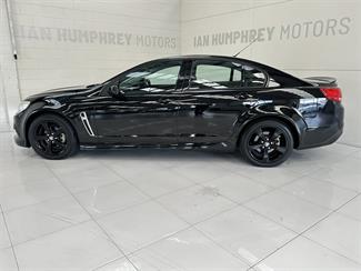 2015 Holden Commodore - Thumbnail