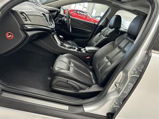 2016 Holden Commodore - Thumbnail