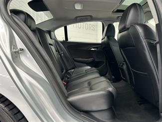 2016 Holden Commodore - Thumbnail