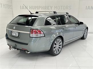 2015 Holden Commodore - Thumbnail