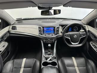 2015 Holden Commodore - Thumbnail