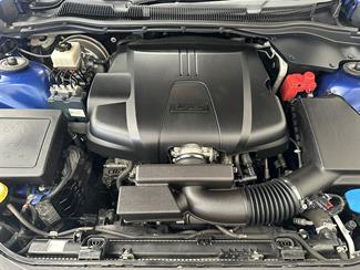 2016 Holden Commodore - Thumbnail