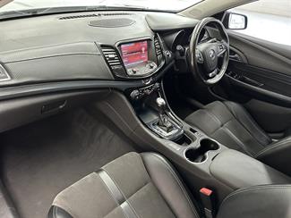2016 Holden Commodore - Thumbnail