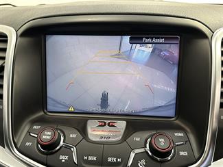 2017 Holden Commodore - Thumbnail