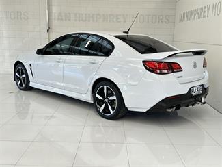 2017 Holden Commodore - Thumbnail