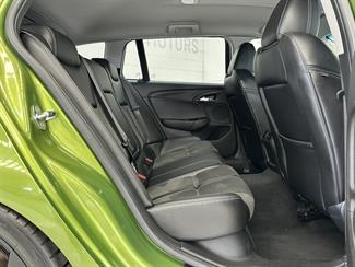 2017 Holden Commodore - Thumbnail