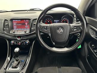 2015 Holden Commodore - Thumbnail