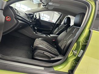 2015 Holden Commodore - Thumbnail