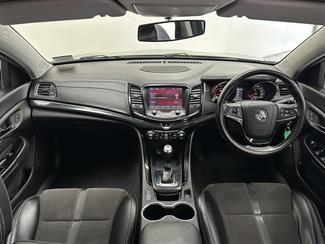 2015 Holden Commodore - Thumbnail