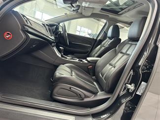 2016 Holden Commodore - Thumbnail