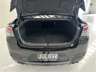 2016 Holden Commodore - Thumbnail