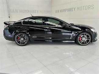 2016 Holden Commodore - Thumbnail