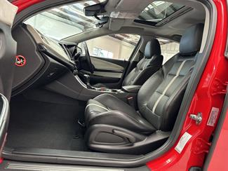 2013 Holden Commodore - Thumbnail