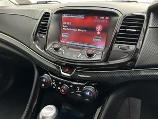 2015 Holden Commodore - Thumbnail
