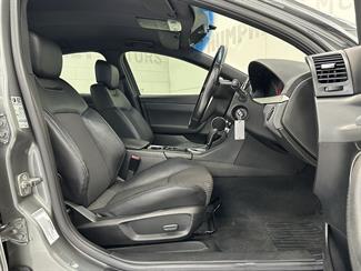 2012 Holden Commodore - Thumbnail