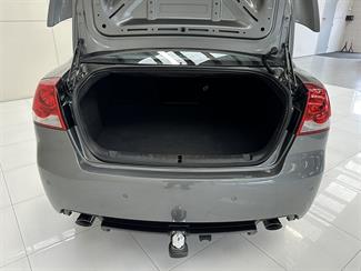 2012 Holden Commodore - Thumbnail
