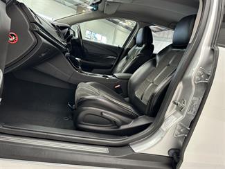 2014 Holden Commodore - Thumbnail