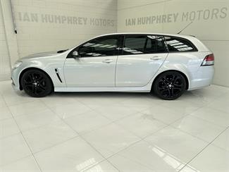 2014 Holden Commodore - Thumbnail