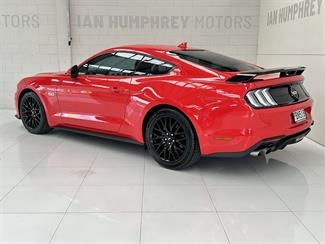 2022 Ford Mustang - Thumbnail