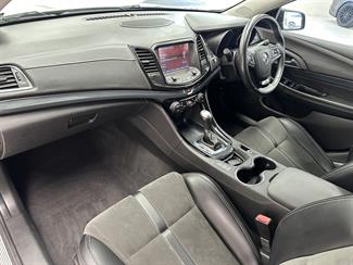 2016 Holden Commodore - Thumbnail