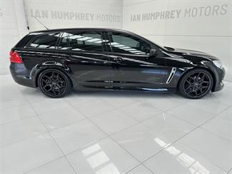 2016 Holden Commodore - Thumbnail