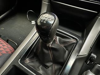 2003 Holden Commodore - Thumbnail