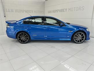 2010 Holden Commodore - Thumbnail