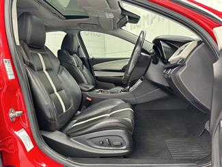 2014 Holden Commodore - Thumbnail