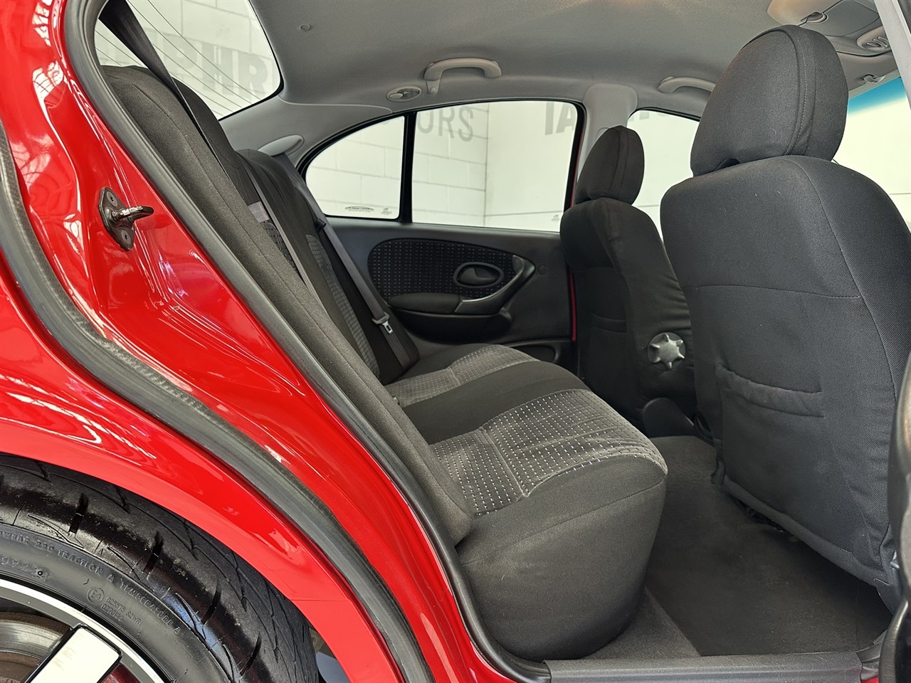 2002 Ford Falcon